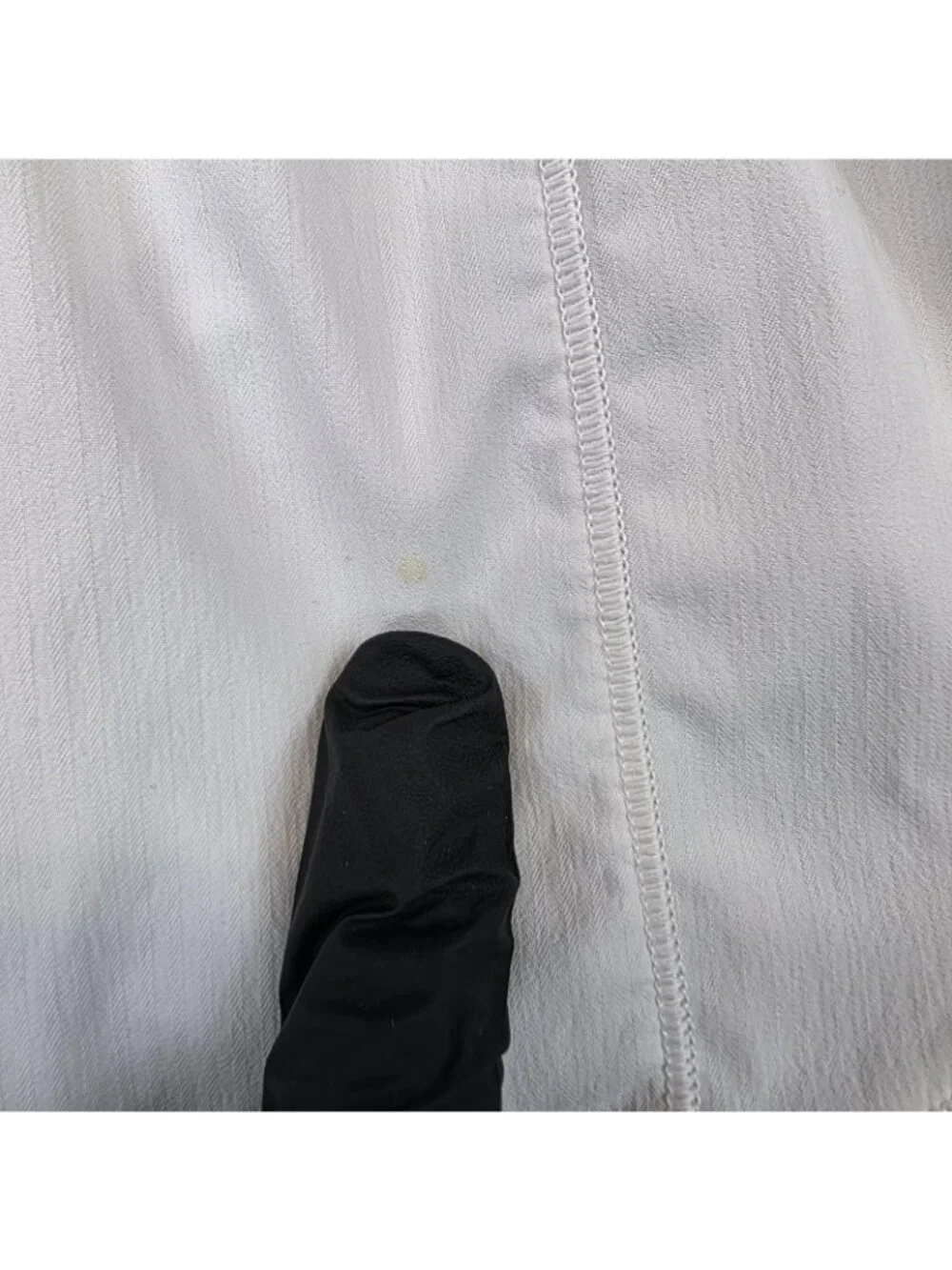 Lululemon Shorts Womens 8 White 2.5 In Running Athletic Lined Mesh Training Gym